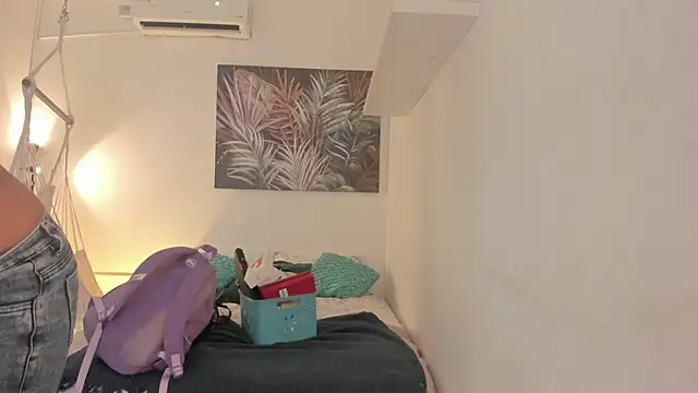 emma alice  online show from 03/19/25, 12:23