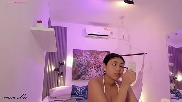 emma alice  online show from 10/04/25, 12:07