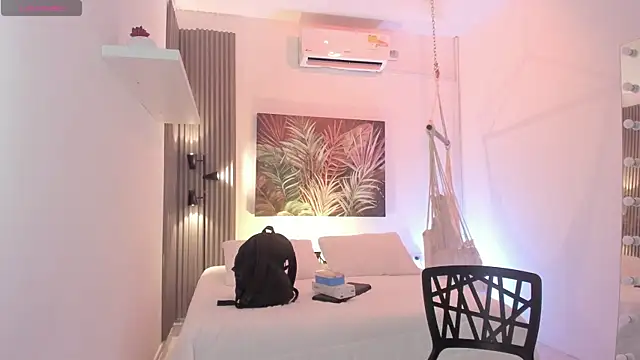 emma alice  online show from 12/03/25, 10:14