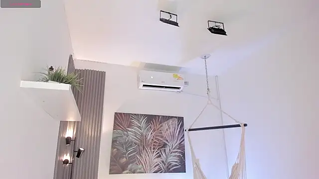 Snapshot of emma_alice_ chatting on 02/21/26, 10:50 emma alice online show from 02/21/26, 10:50