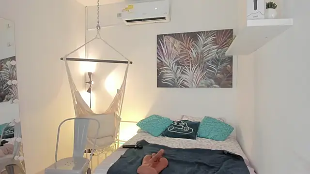 emma alice  online show from 03/19/25, 06:34