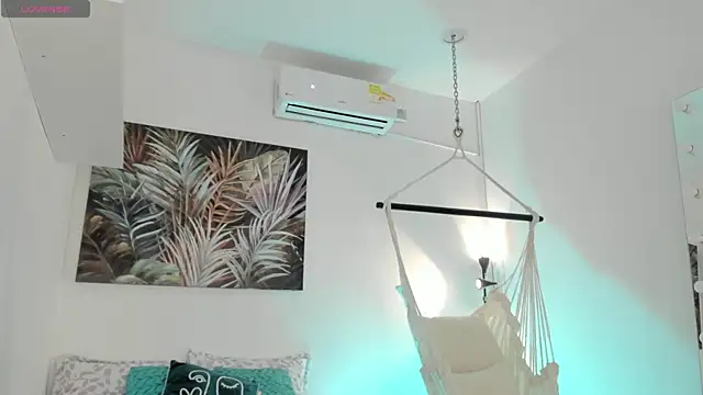 emma alice  online show from 03/12/25, 06:32