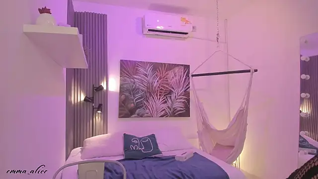 emma alice  online show from 09/30/25, 12:11