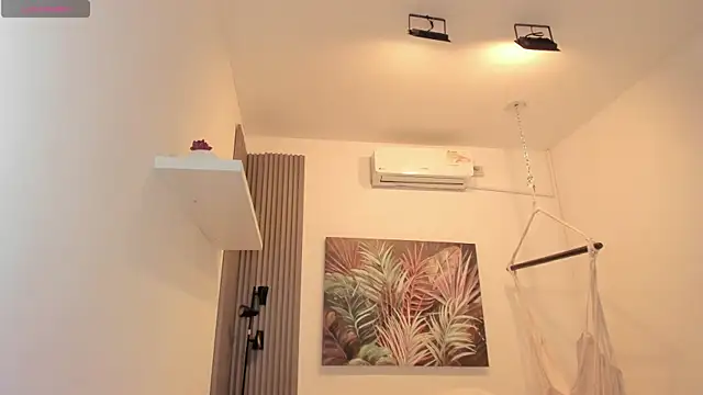 emma alice  online show from 11/13/25, 12:09