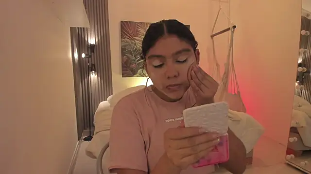 emma alice  online show from 11/21/25, 12:48