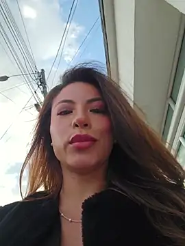 Karen San Miguel online show from 07/10/26, 10:32