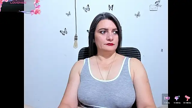 Amie Adams82  online show from 07/16/26, 04:04