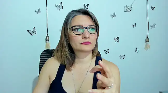 Amie Adams82  online show from 03/18/25, 07:22