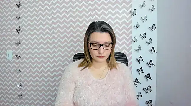 Amie Adams82  online show from 01/14/25, 06:07