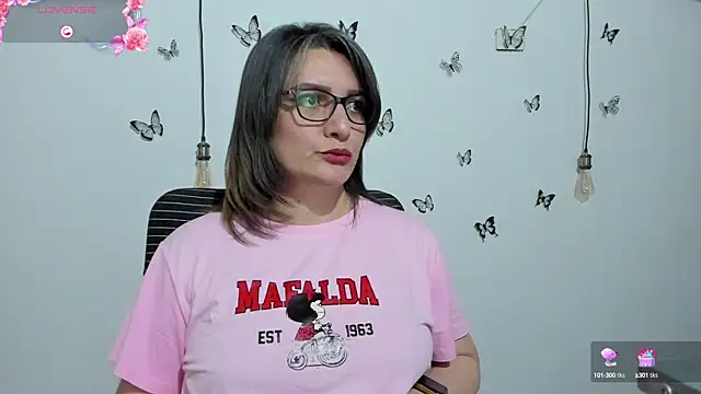 Amie Adams82  online show from 09/24/25, 07:09