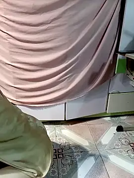 Snapshot of misu09 chatting on 10/04/25, 02:40 misu09 online show from 10/04/25, 02:40