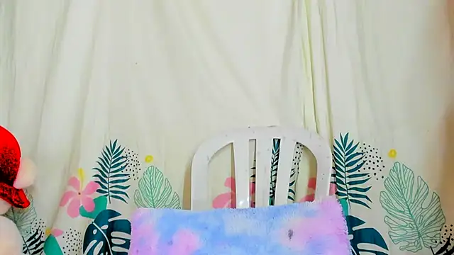 Snapshot of Dear_anne chatting on 10/24/25, 01:48 Dear anne online show from 10/24/25, 01:48