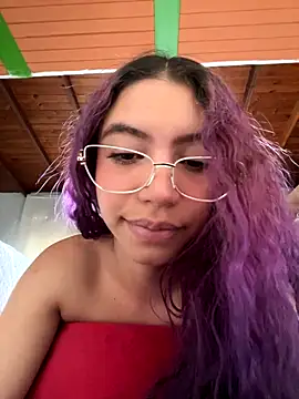 Snapshot of Dear_anne chatting on 10/19/25, 10:23 Dear anne online show from 10/19/25, 10:23