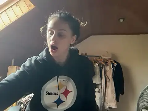 JeSuisUnTapin online show from 10/19/25, 11:02