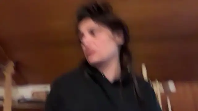 JeSuisUnTapin online show from 12/22/25, 06:08