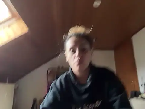 JeSuisUnTapin online show from 10/16/25, 10:45