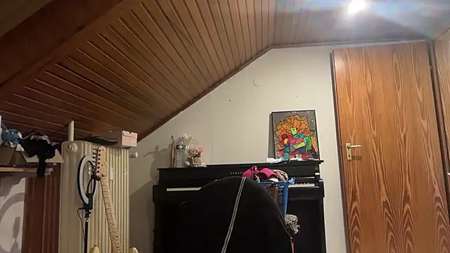 JeSuisUnTapin online show from 04/16/26, 09:39