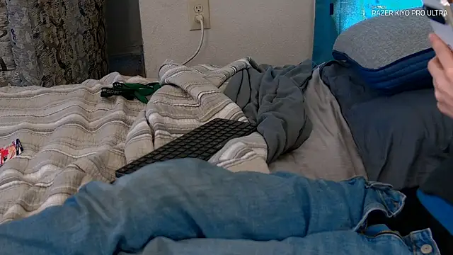 Dilldough405 online show from 03/15/26, 09:22