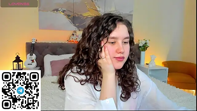 Ariella Sol online show from 01/31/25, 04:14