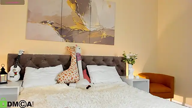 Ariella Sol online show from 10/15/25, 01:04