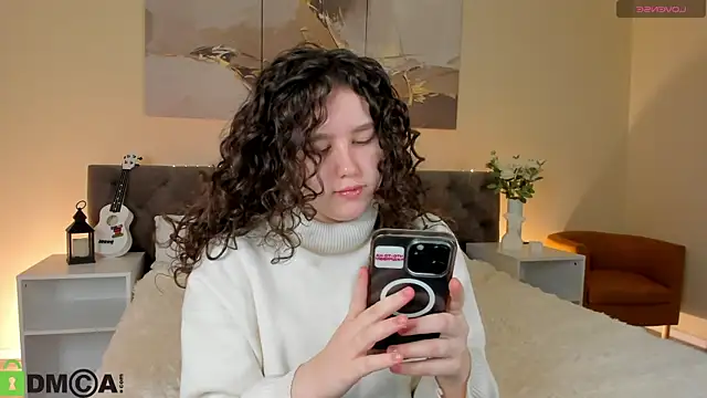 Ariella Sol online show from 10/13/25, 01:07