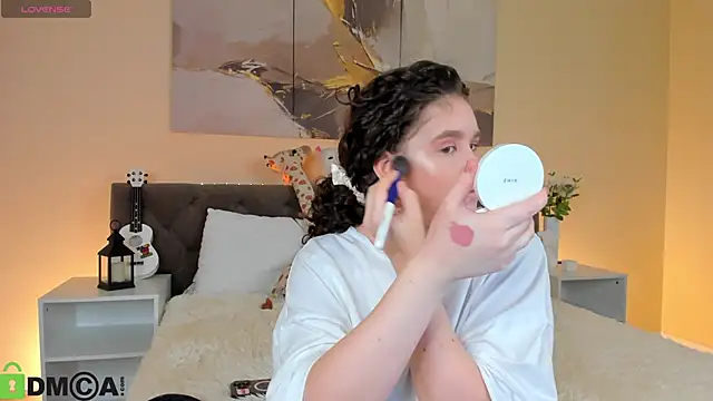 Ariella Sol online show from 10/21/25, 01:27