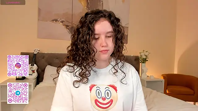 Ariella Sol online show from 09/19/25, 12:03
