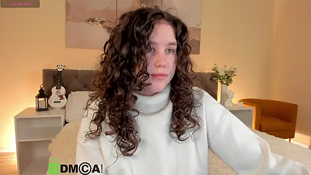 Ariella Sol online show from 10/07/25, 01:06
