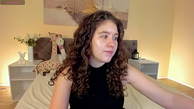 Ariella Sol online show from 05/29/26, 01:11