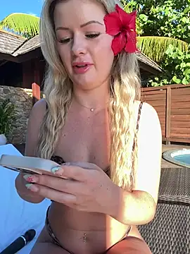 LoveShae  online show from 05/26/26, 05:55