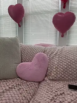 LoveShae  online show from 02/28/26, 04:39