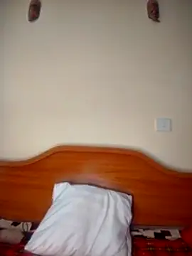 pretty-eyes23 online show from 12/03/25, 08:25