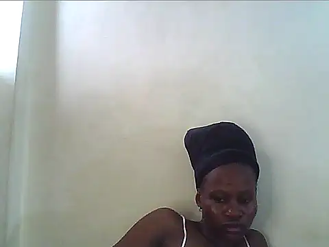 Snapshot of Sexyhotgal22 chatting on 10/28/25, 07:40 Sexyhotgal22 online show from 10/28/25, 07:40