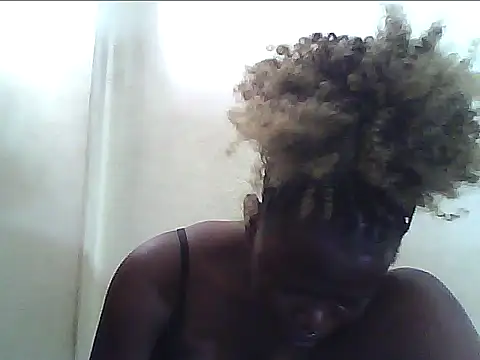 Sexyhotgal22 online show from 05/03/26, 07:13