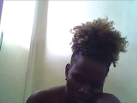 Snapshot of Sexyhotgal22 chatting on 05/16/26, 08:35 Sexyhotgal22 online show from 05/16/26, 08:35