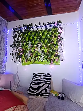 Snapshot of any_mour chatting on 03/04/26, 05:10 any mour online show from 03/04/26, 05:10