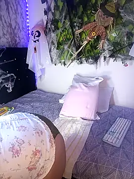 any mour online show from 10/28/25, 05:01