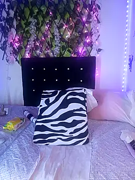 any mour online show from 11/13/25, 06:12