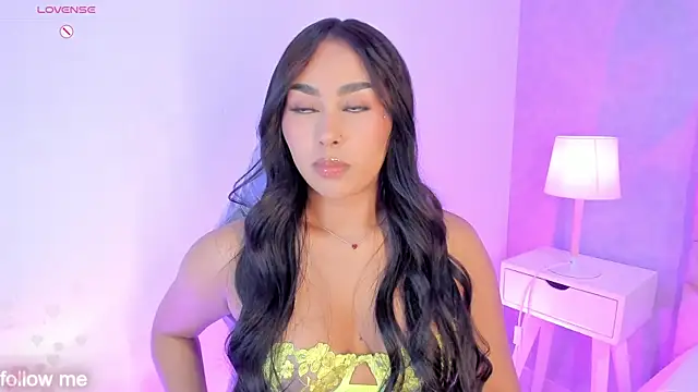 Cameliaa Smiith online show from 04/18/26, 04:48