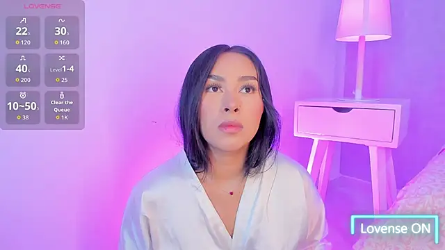 Cameliaa Smiith online show from 11/18/25, 02:49