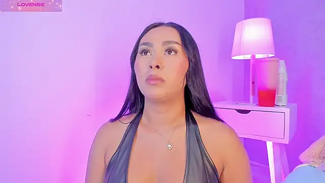 Cameliaa Smiith online show from 12/03/25, 03:07