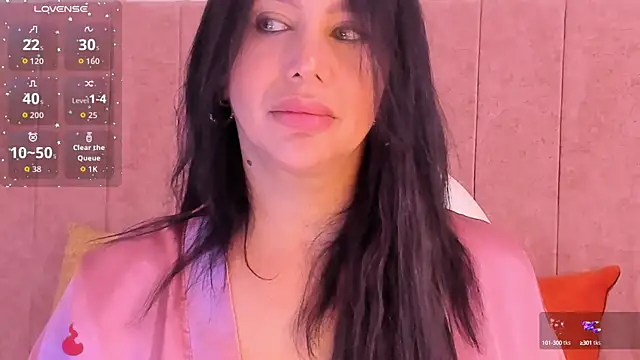 samara alabii online show from 10/13/25, 12:51