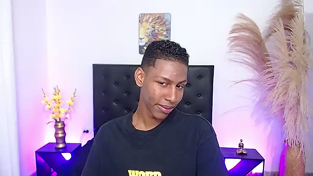 maiki18  online show from 11/01/25, 02:00