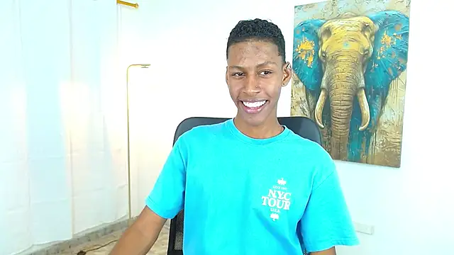 Snapshot of maiki18_ chatting on 09/18/25, 08:45 maiki18 online show from 09/18/25, 08:45