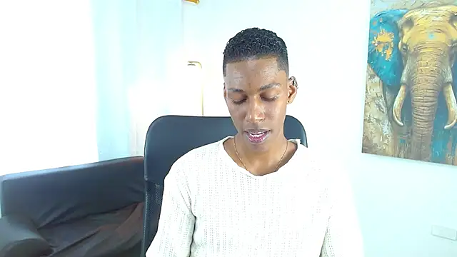 maiki18  online show from 02/07/26, 08:39