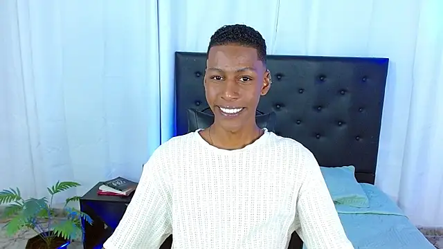 maiki18  online show from 03/03/26, 08:49