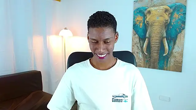 maiki18  online show from 12/03/25, 08:52