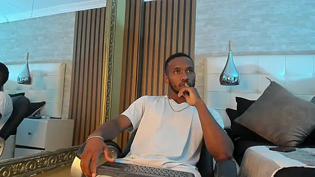 JamesParck online show from 04/09/26, 07:42