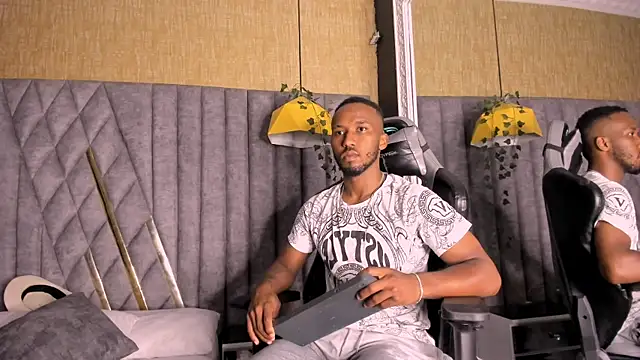 JamesParck online show from 03/30/26, 10:33