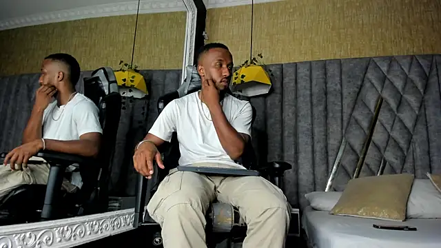 JamesParck online show from 03/17/26, 11:41